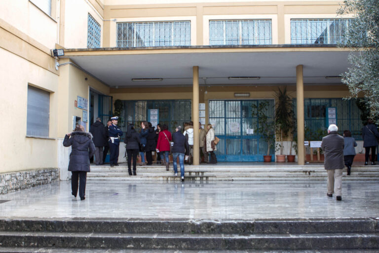 La prima giornata di voto tra maltempo, cadute e contestazioni - Osservatorio Fasano