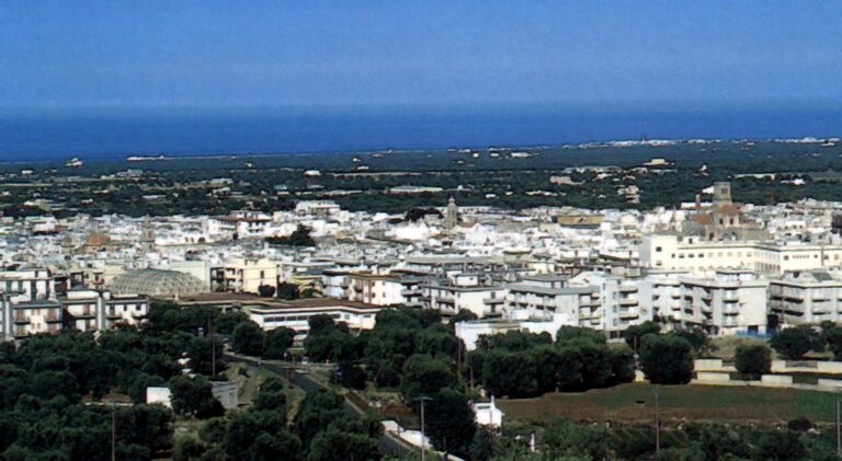 Una città da abbellire ma gli immobili comunali non li vuole nessuno - Osservatorio Fasano