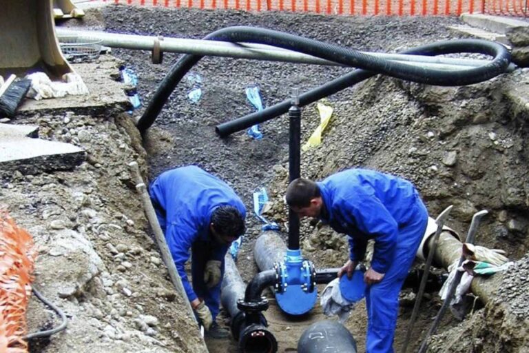 2.400 metri di nuova rete idrica e fognaria per Fasano 2.400 metri di nuova rete idrica e fognaria per Fasano - Osservatorio Fasano