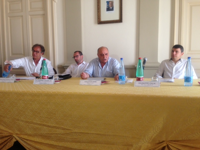 Associazione Muoviti: ‘Premi per chi si distingue nella differenziata’ Associazione Muoviti: 'Premi per chi si distingue nella differenziata' - Osservatorio Fasano