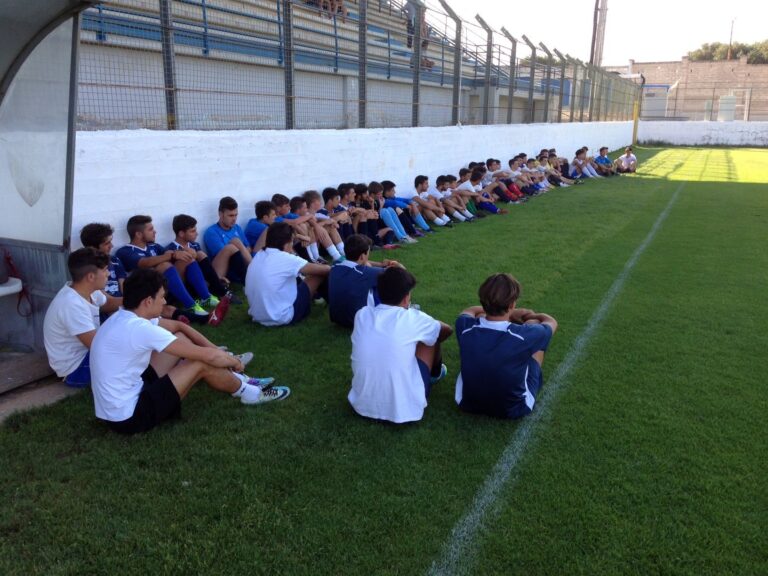 Folta partecipazione di ragazzi ai provini per under del Fasano Calcio Folta partecipazione di ragazzi ai provini per under del Fasano Calcio - Osservatorio Fasano