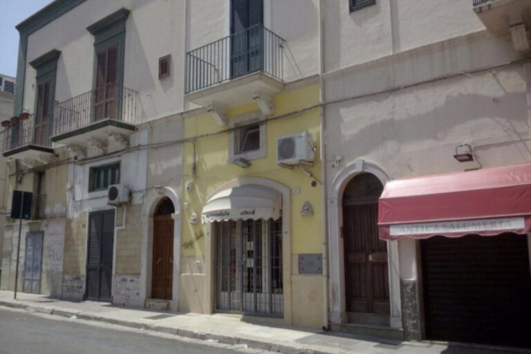 L’associazione ‘U’mbracchie’ interviene sul Regolamento Edilizio urbano L'associazione 'U'mbracchie' interviene sul Regolamento Edilizio urbano - Osservatorio Fasano
