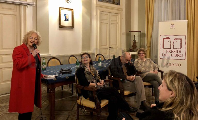 ‘Chiamiamo il Babbo’: Paola e Silvia Scola raccontano i retroscena del grande Ettore Scola 'Chiamiamo il Babbo': Paola e Silvia Scola raccontano i retroscena del grande Ettore Scola - Osservatorio Fasano