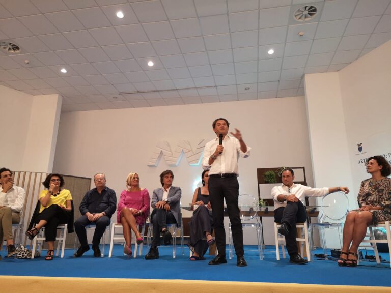 'Artigianato, prospettive di sviluppo e opportunità per le imprese': ieri sera, convegno di approfondimento a Palazzo dei Congressi - Osservatorio Fasano