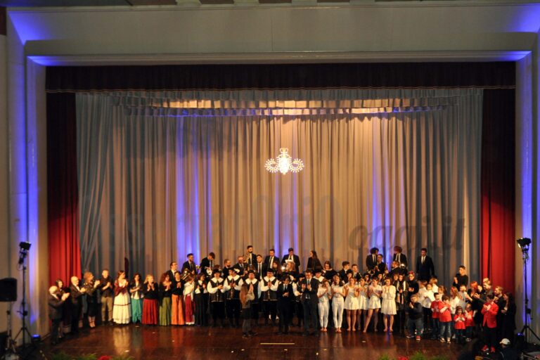 Gran Galà di Capodanno: che spettacolo quando i fasanesi fanno fronte unico! Video - Osservatorio Fasano