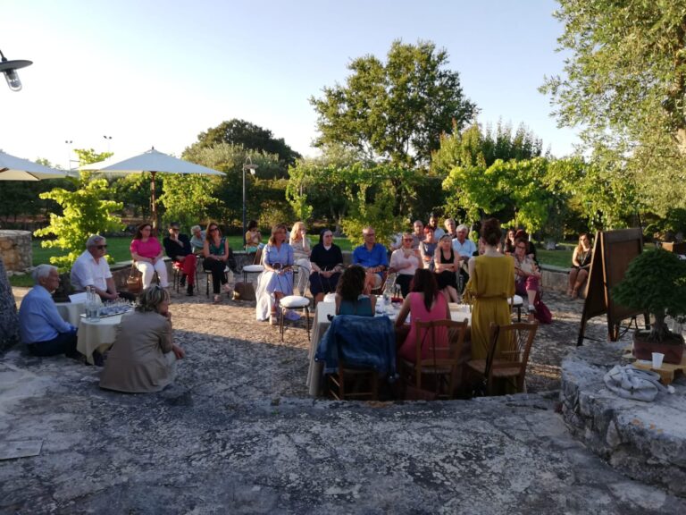 La rassegna estiva di Glitter tra teatro e libri - Osservatorio Fasano