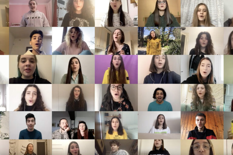 Neanche il coronavirus ferma la voglia di musical della scuola Glitter VIDEO Neanche il coronavirus ferma la voglia di musical della scuola Glitter VIDEO - Osservatorio Fasano