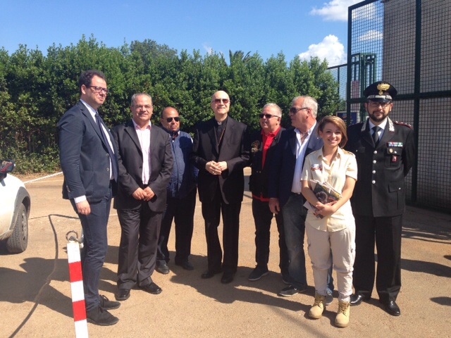 Il Cardinale Tarcisio Bertone in visita a Fasano Il Cardinale Tarcisio Bertone in visita a Fasano - Osservatorio Fasano