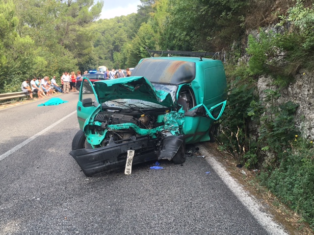 Incidente sulla Gravina a Cisternino: muore 66enne di Pezze di Greco LE FOTO Incidente sulla Gravina a Cisternino: muore 66enne di Pezze di Greco LE FOTO - Osservatorio Fasano
