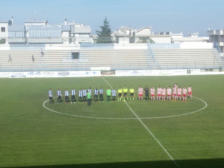 L’Us Fasano fa suo il primo impegno ufficiale: vittoria con il Trulli e Grotte L'Us Fasano fa suo il primo impegno ufficiale: vittoria con il Trulli e Grotte - Osservatorio Fasano