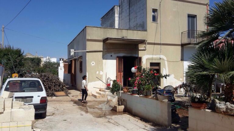 Incendio in uno stabile a Pezze di Greco: un ferito - Osservatorio Fasano