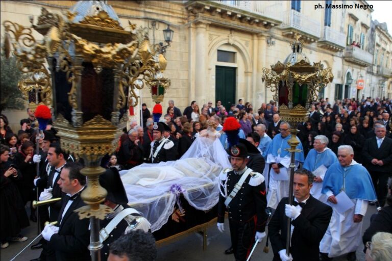 La focaccia ripiena e il canto all'uovo: due riti pasquali di antica tradizione - Osservatorio Fasano