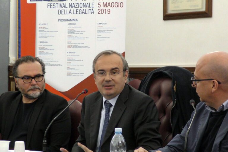 Il giudice Luca Tescaroli apre la seconda edizione di LegalItria VIDEO Il giudice Luca Tescaroli apre la seconda edizione di LegalItria VIDEO - Osservatorio Fasano