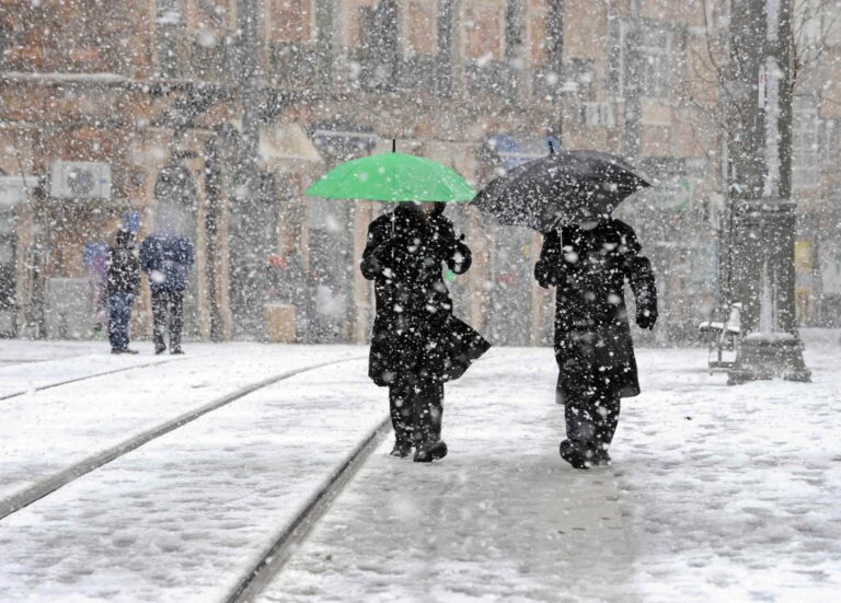 Arriva il maltempo: allerta della Protezione Civile Arriva il maltempo: allerta della Protezione Civile - Osservatorio Fasano