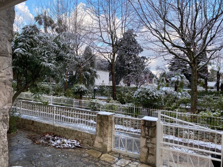 1° Aprile sotto la neve VIDEO 1° Aprile sotto la neve VIDEO - Osservatorio Fasano