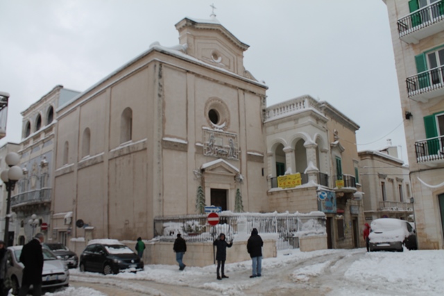 Ondata di gelo e neve: i consigli utili e i comportamenti da attuare Ondata di gelo e neve: i consigli utili e i comportamenti da attuare - Osservatorio Fasano