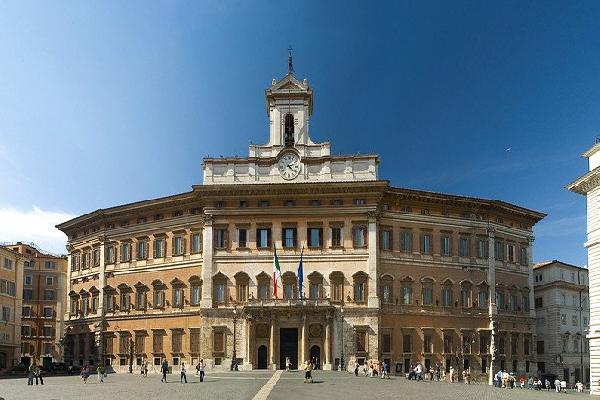 Elezioni Politiche 2018: ultime ore per la distribuzione di candidature e collegi Elezioni Politiche 2018: ultime ore per la distribuzione di candidature e collegi - Osservatorio Fasano