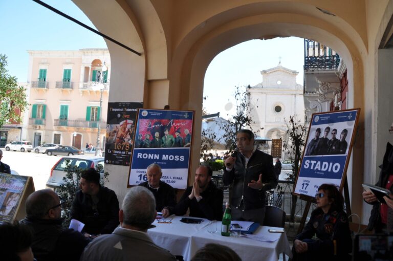 Gli 'Stadio' e Ronn Moss attrazioni per una festa patronale ricca di eventi e tante novità - Osservatorio Fasano