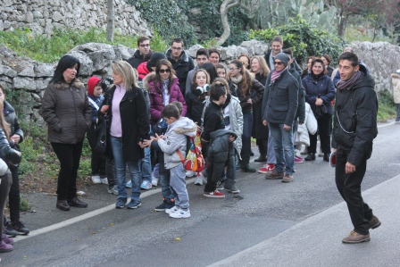 Movimento Eucaristico Giovanile in pellegrinaggio alla grotta di Laureto Movimento Eucaristico Giovanile in pellegrinaggio alla grotta di Laureto - Osservatorio Fasano