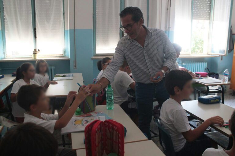 Il Fasano attende l’Ostuni degli ex e intanto entra nelle scuole Il Fasano attende l'Ostuni degli ex e intanto entra nelle scuole - Osservatorio Fasano