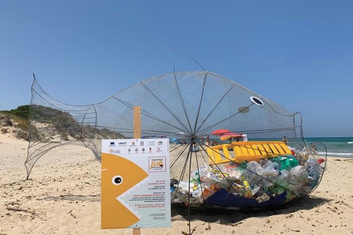 A Lido Morelli ‘avvistato’ il pesce mangia plastica A Lido Morelli 'avvistato' il pesce mangia plastica - Osservatorio Fasano