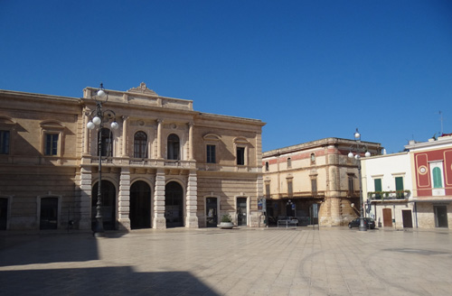 Istituito presidio fisso di Polizia municipale a Palazzo di Città Istituito presidio fisso di Polizia municipale a Palazzo di Città - Osservatorio Fasano