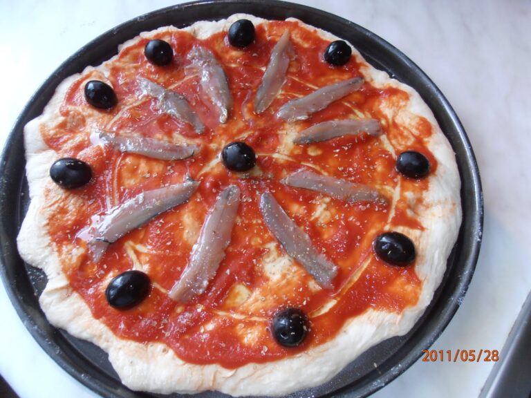 Pizza con le alici Pizza con le alici - Osservatorio Fasano