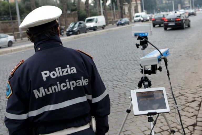 Autovelox e posti di blocco: l'Amministrazione comunale di Fasano punta sulla sicurezza stradale - Osservatorio Fasano