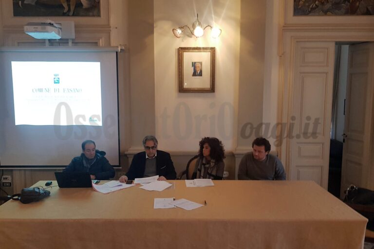 Incontro pubblico per ampliamento e adeguamento CCR VIDEO Incontro pubblico per ampliamento e adeguamento CCR VIDEO - Osservatorio Fasano