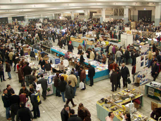 Torna a Fasano la Fiera del Radioamatore Torna a Fasano la Fiera del Radioamatore - Osservatorio Fasano