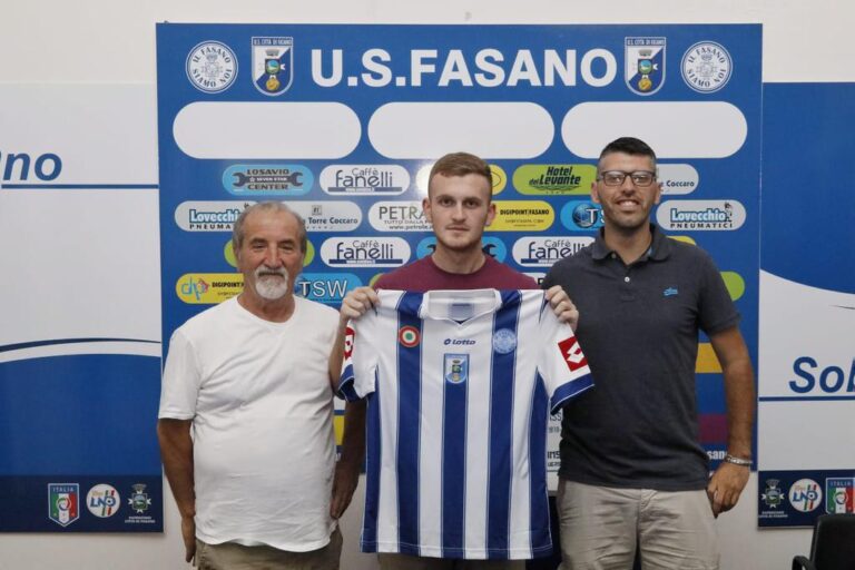 Redolf Ramilli: terzino destro scuola Milan alla corte di Laterza Redolf Ramilli: terzino destro scuola Milan alla corte di Laterza - Osservatorio Fasano