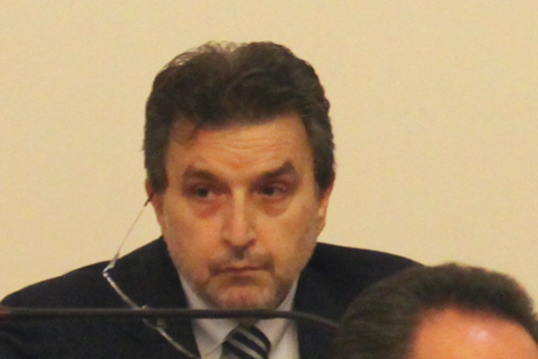 E’ deceduto questa mattina il consigliere comunale Renato Demola. Era da tempo affetto da una grave malattia E' deceduto questa mattina il consigliere comunale Renato Demola. Era da tempo affetto da una grave malattia - Osservatorio Fasano