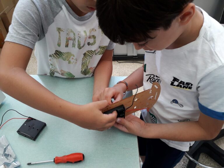 Progetto Hello Robot al 1° Circolo Didattico Collodi - Osservatorio Fasano