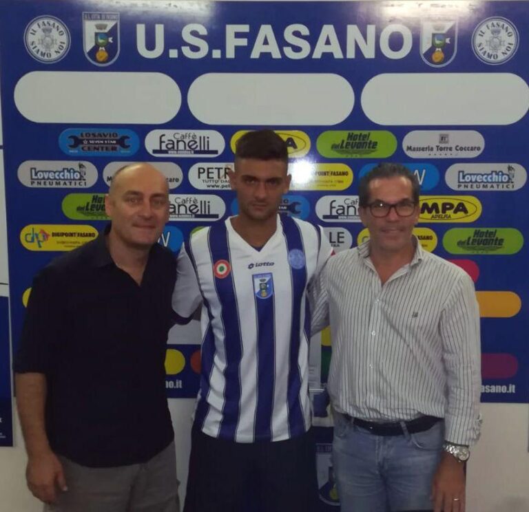 Us Città di Fasano, tra novità di mercato e nuove amichevoli in programma Us Città di Fasano, tra novità di mercato e nuove amichevoli in programma - Osservatorio Fasano