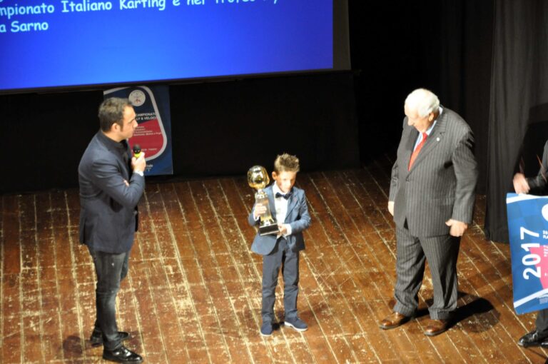 Premiati al Teatro Sociale i campioni del motorsport di Puglia Basilicata e Molise Premiati al Teatro Sociale i campioni del motorsport di Puglia Basilicata e Molise - Osservatorio Fasano