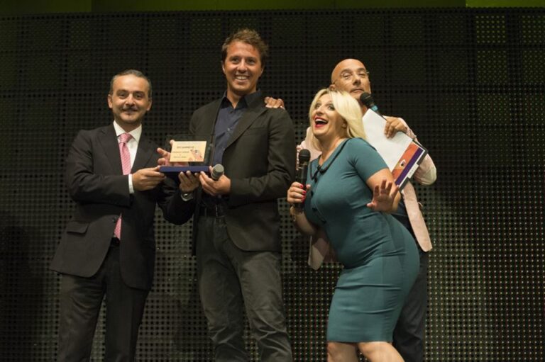 A Savino Zaba il 'Premio Sirio' come artista pugliese del 2015 - Osservatorio Fasano