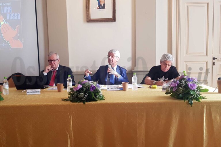 Dalla Luna Rossa alle parole di Rita: il penultimo giorno del Festival della Scienza 2019 Dalla Luna Rossa alle parole di Rita: il penultimo giorno del Festival della Scienza 2019 - Osservatorio Fasano