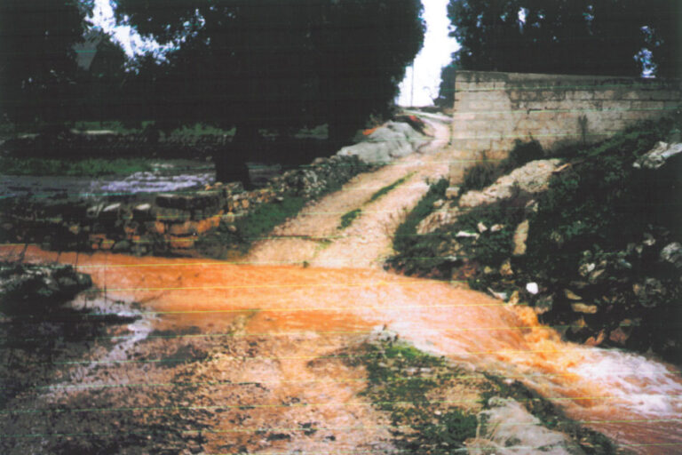 Se piove non possono raggiungere le loro abitazioni: nonostante 15 anni di proteste nessuno interviene - Osservatorio Fasano