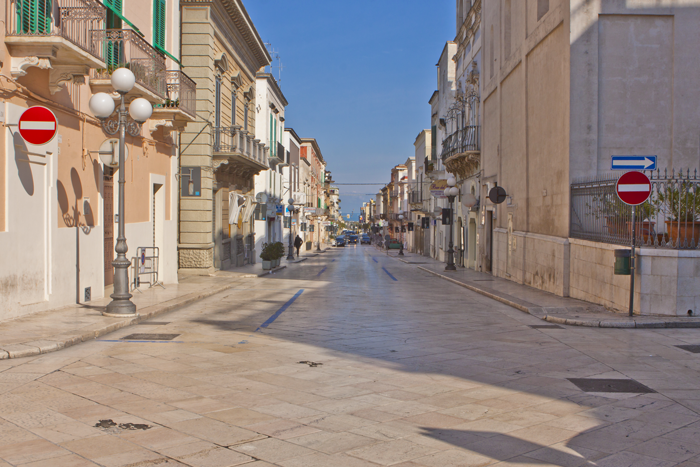 Per i residenti arriva l’abbonamento per i parcheggi nel centro di Fasano Per i residenti arriva l'abbonamento per i parcheggi nel centro di Fasano - Osservatorio Fasano