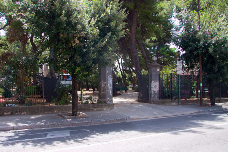 Villa comunale: scoppia la protesta delle mamme - Osservatorio Fasano