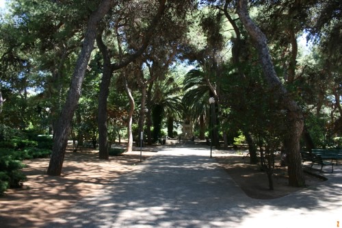 La villa comunale, tra nuovi e vecchi progetti, è anche motivo di scontro politico La villa comunale, tra nuovi e vecchi progetti, è anche motivo di scontro politico - Osservatorio Fasano