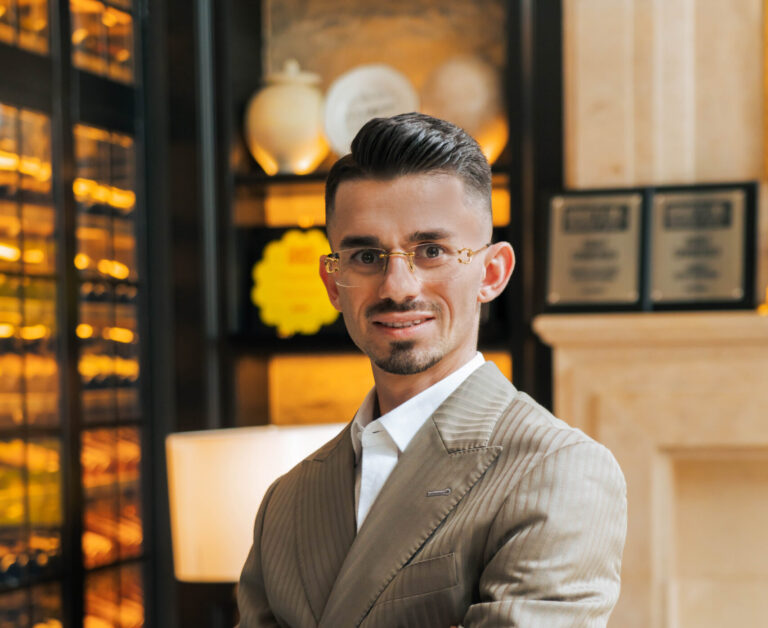 Francesco Grassi: a Dubai è General Manager del brand Chic Nonna Francesco Grassi: a Dubai è General Manager del brand Chic Nonna - Osservatorio Fasano