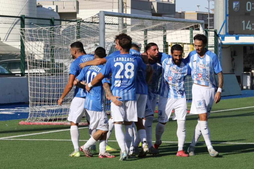 Un Fasano solido e strutturato regala i primi 3 punti al suo pubblico - Osservatorio Fasano