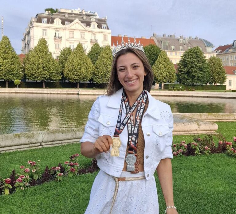 La fasanese Sara Mileti è Campionessa mondiale Bikini IBFF 2025 - Osservatorio Fasano