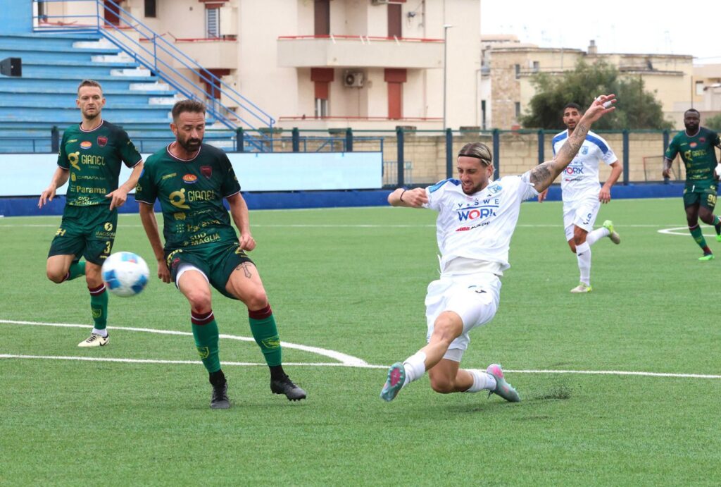 Garcia frena i sogni di gloria del Nardò, secondo pareggio consecutivo per il Fasano - Osservatorio Fasano