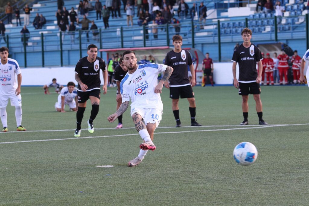Coppa Italia Serie D: Fasano ancora padrone della zona Cesarini, rimonta lo 0-3 e passa ai rigori contro il Savoia - Osservatorio Fasano
