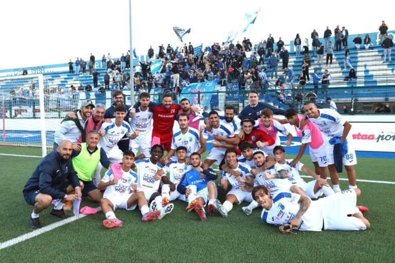 Coppa Italia Serie D: Fasano ancora padrone della zona Cesarini, rimonta lo 0-3 e passa ai rigori contro il Savoia - Osservatorio Fasano