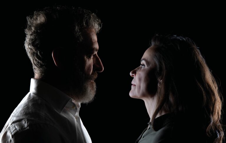 “Fratelli – Vite parallele” è il primo spettacolo in concorso al XVI Festival teatrale “Di scena a Fasano” - Osservatorio Fasano