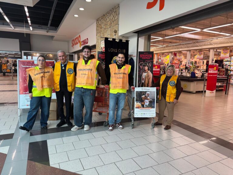 Tanta solidarietà per la “Giornata nazionale della colletta alimentare” - Osservatorio Fasano