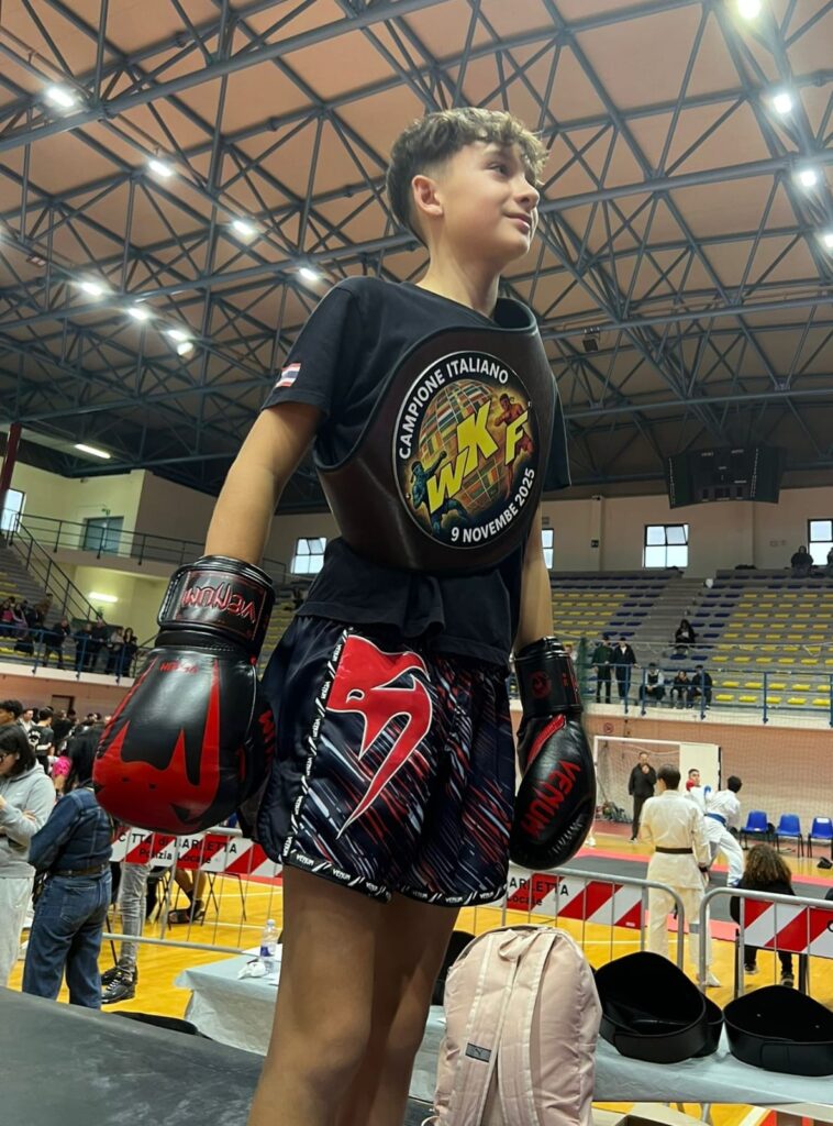 Orgoglio fasanese sul ring: Vincenzo Pantaleo è Campione Italiano di Muay Thai Light - Osservatorio Fasano